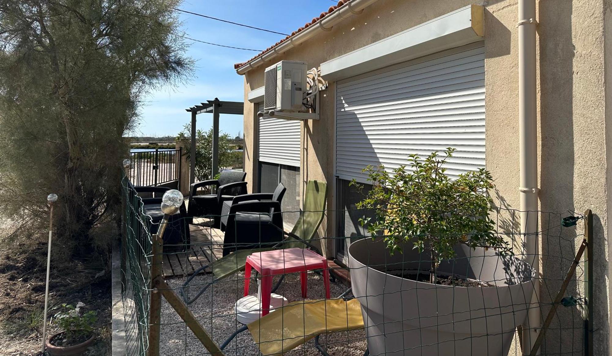 La Dauradelle Villa Port-Saint-Louis-du-Rhone Exterior photo